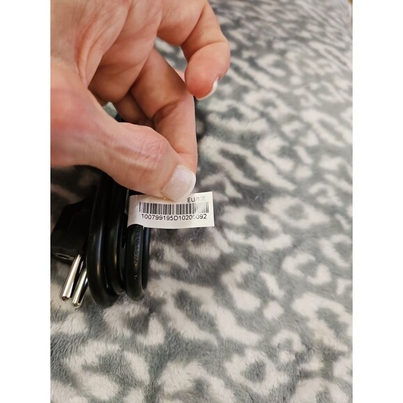 3ft LineTek LP-34 16A 250W European EU KR Outlet Power Cord Black New - Picture 2 of 4